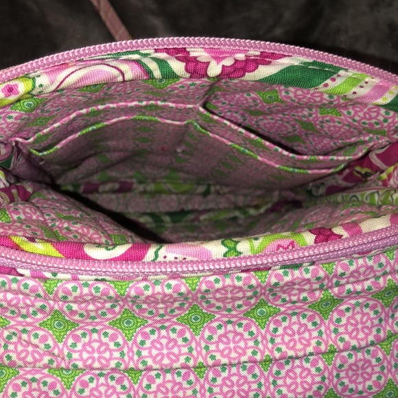 Vera Bradley Pink Paisley Crossbody bag - Picture 4 of 6